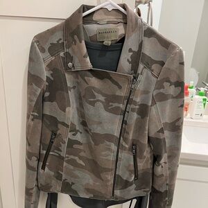 Anthropologie Marrakech size medium camouflage